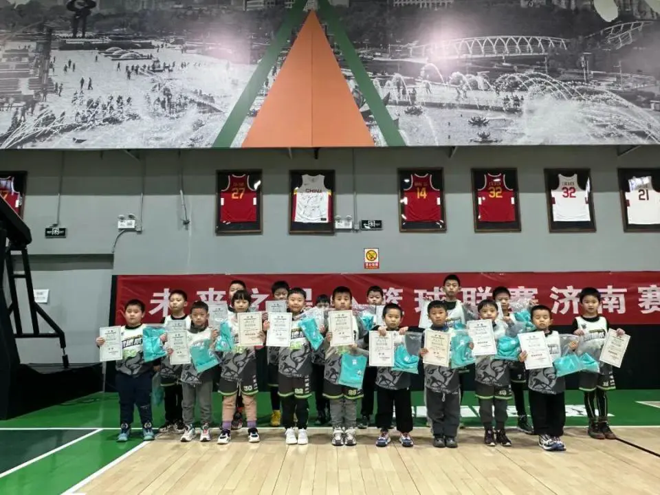 为什么参加篮球辅导可以帮助孩子更好地成长_0